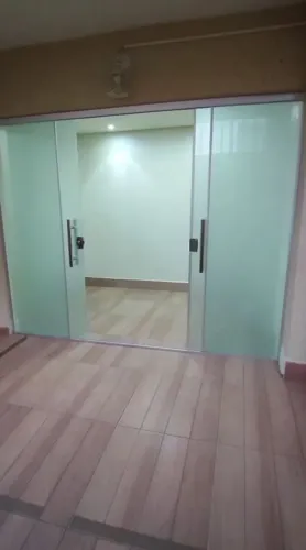 ? ALUGA-SE SALA COMERCIAL PARA ÁREA DA BELEZA E ESTÉTICA ?<br>