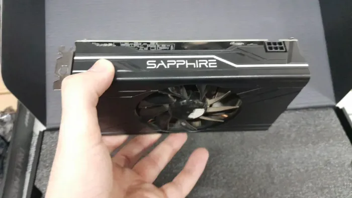 Vendo RX 570 de 4GB usada