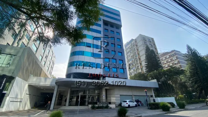 Excelente oportunidade de locação de sala comercial de 481m² no coração do Moinhos de Vent