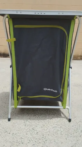 ARMARIO DOBRAVEL P/ CAMPING QUECHUA
