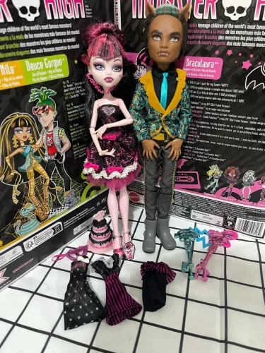 Monster high draculaura 1600 
