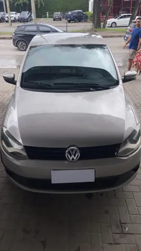 Volkswagen Fox 1.0 MI Total Flex 8V 5P 2013