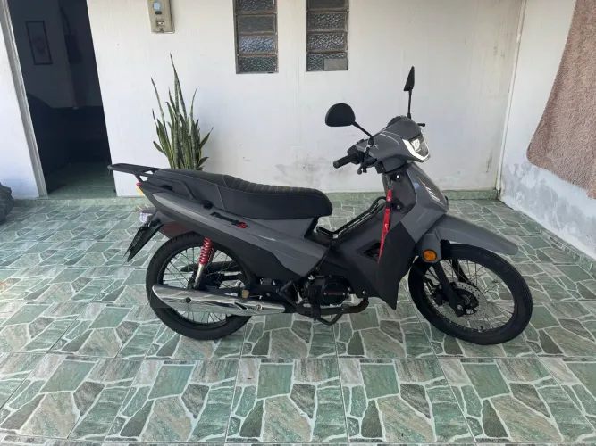Phoenix 50s 2024 Cinza - 2000km rodados