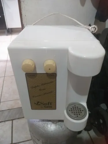 VENDO PURIFICADOR DE ÁGUA