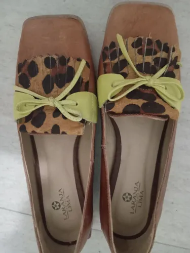 Mocassim feminino de couro legítimo novo