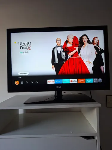 TV LG 32 pol. full HD