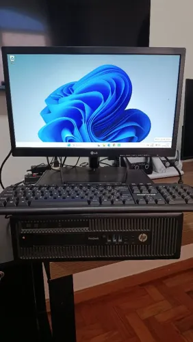 Computador Desktop HP Core I3