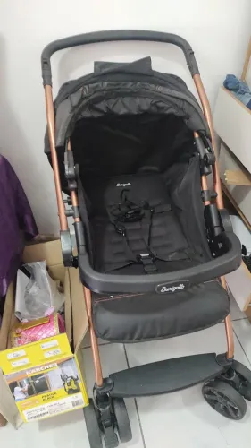 Carrinho e bebe conforto