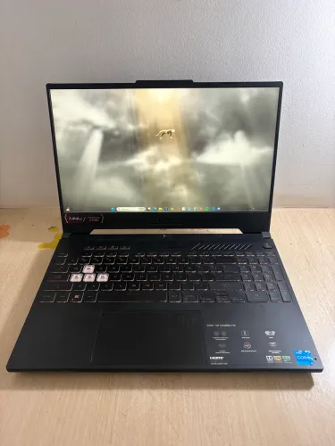 Notebook Asus TUF Gaming F15 - i5-12400H / RTX 3050 4GB / 16GB DDR4 / 512GB SSD