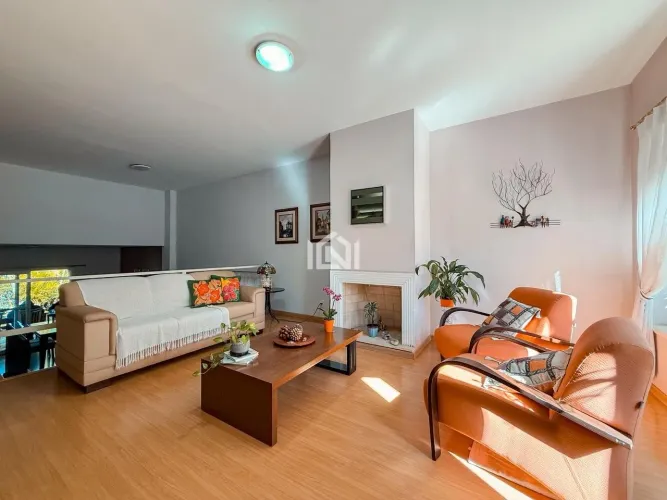 Casa à venda no condomínio Jardim das Paineiras