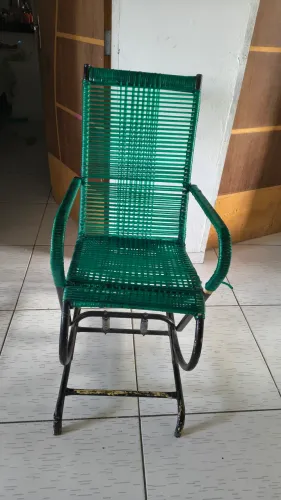 Cadeira de balanço em ótimo estado 