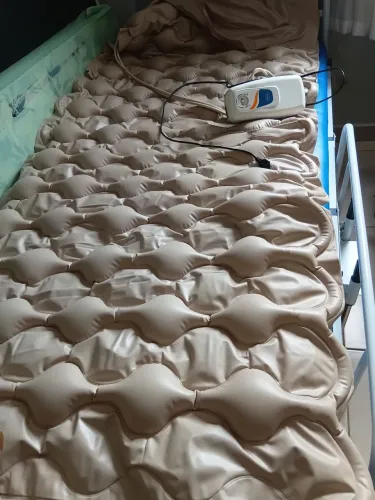Vendo cama hospitalar
