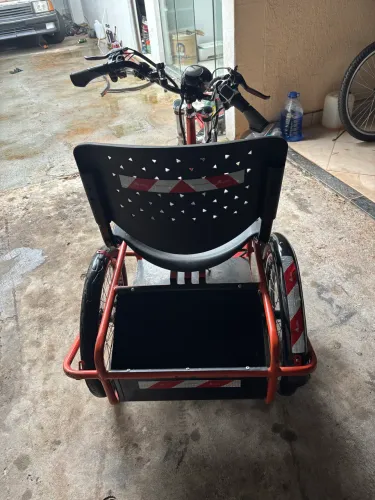 Triciclo Elétrico