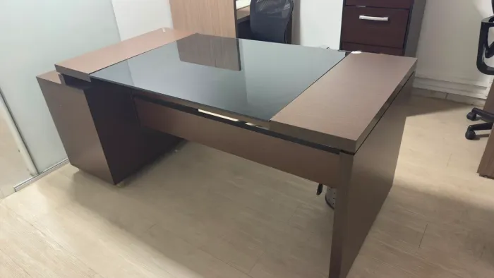 Conjunto de Mesa De Escritório, Mesa e Armários, PREÇO NEGOCIÁVEL!!!!