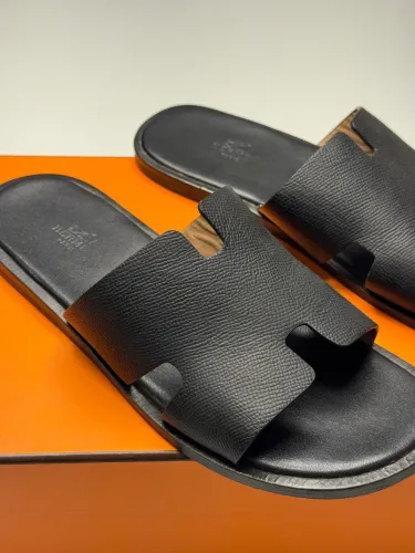 Sandália Hermès masculina