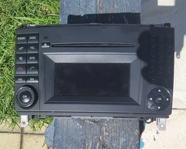 Multmídia original para Mercedes Bens B180 ano 2009/2010