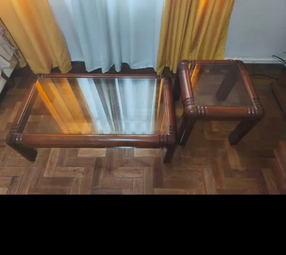  Mesa de Centro com 1 mesinha de canto