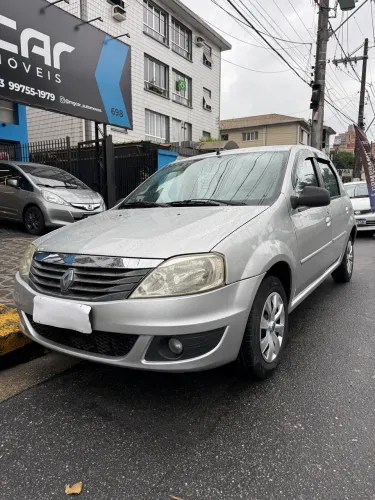 Renault Logan Expression Hi-flex 1.6 8V 4P 2011