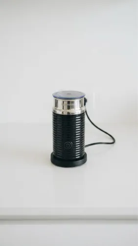 Espumador de Leite Aeroccino Nespresso (Preto) - Seminovo