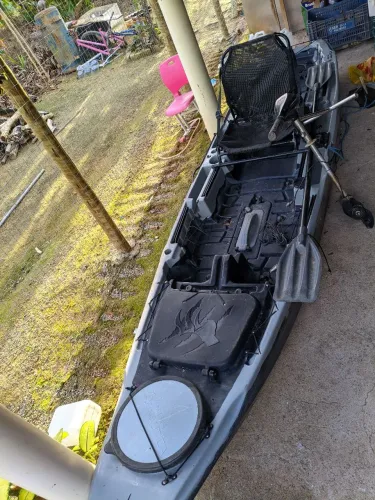 Caiaque raptor milha náutica com motor panthon 34lb +sonar garmin strick plus4c/transdutor