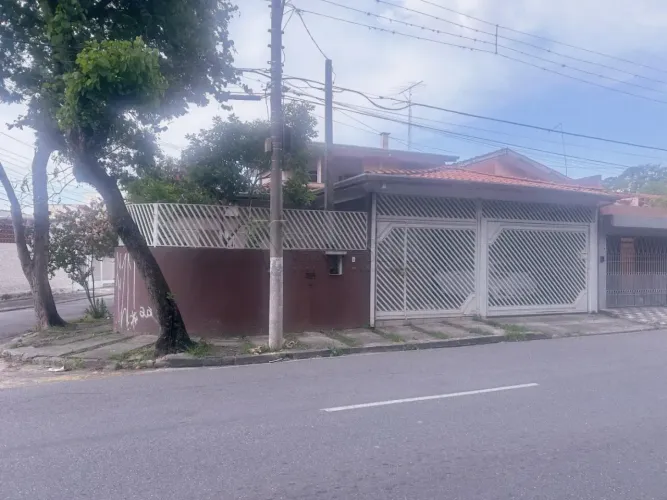 Linda Casa à Venda no Parque Itamarati ? Jacareí/SP