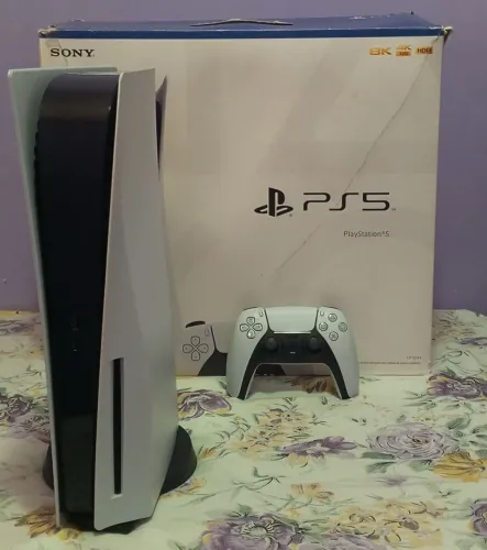 PS5 na Caixa (ACEITO CARTÃO)