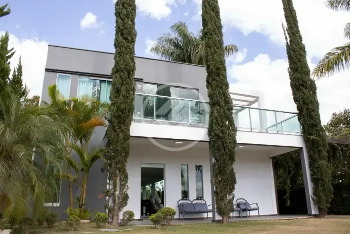 CASA EM CONDOMINIO SERRA MORENA - MY BROKER /LAGOA SANTA codigo: 325388