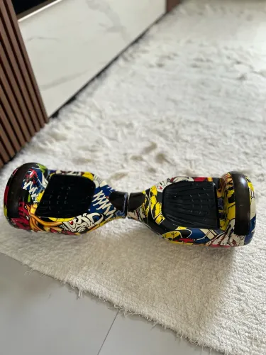 scrição: Hoverboard em bom estado de conservação, conforme as fotos.