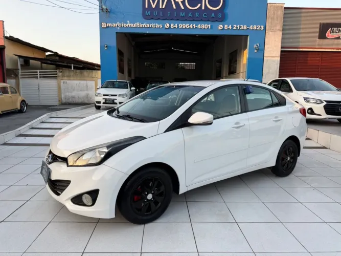 Hyundai HB20S C.plus/c.style1.0 Flex 12V Mec. 4P 2015