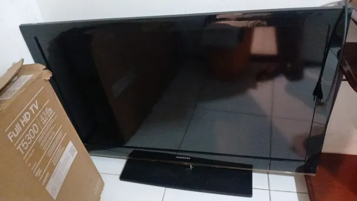 TV Samsung 46"