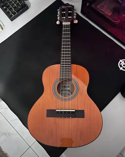 Cavaquinho em ÓTIMO ESTADO