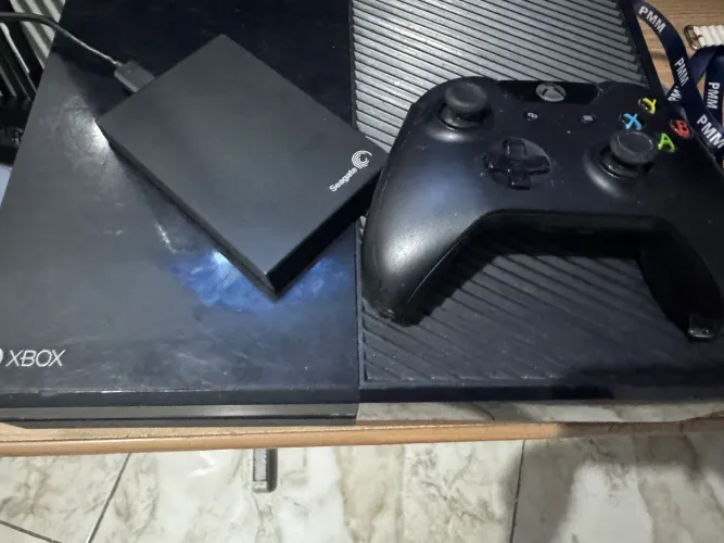 vendo xbox e 2 fontes