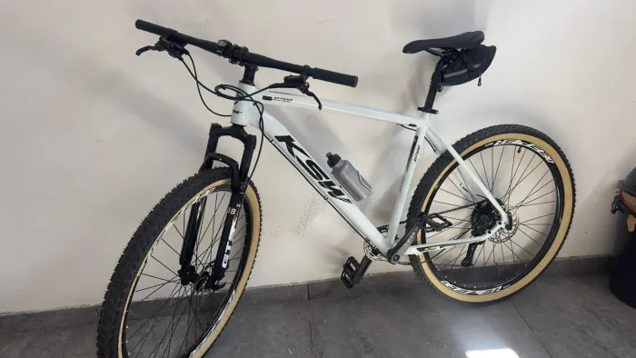 Bicicleta Aro 29 Ksw 9v Freio Hidráulico Trava E K7 11/40 Cor Branco Tamanho Do Quadro 19