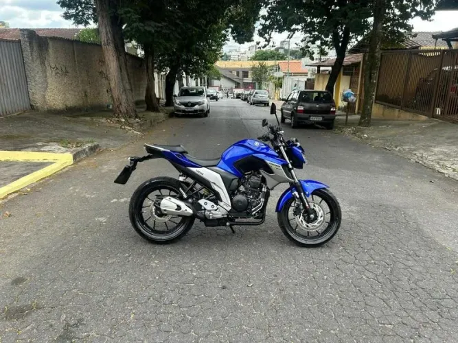 YAMAHA FZ25 FAZER 2021
