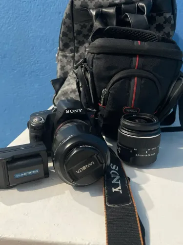 Sony Alpha A390 + 2 Lentes | 18-55mm + 70-210mm