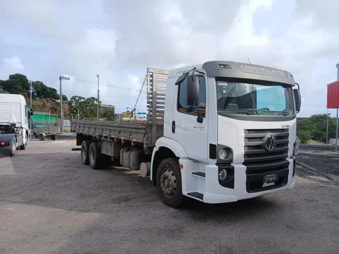 Volkswagen 24.280 E Constellation 6x2 2p (diesel)(E5) 2021/2022 Vamos Seminovos Recife
