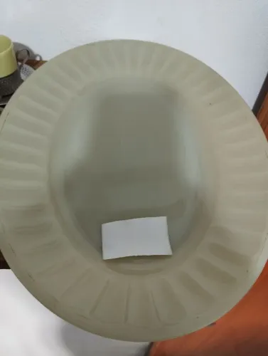 Travessa oval antiga de vidro opalino canelado ano fabricação 1960 vintage