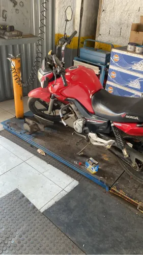 Vendo Fan 160 2016 ou troco por carro do mesmo valor