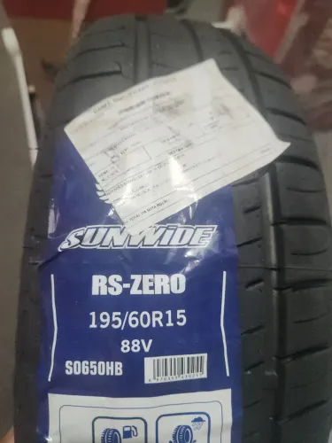 2 Pneus novos 195/60 r15