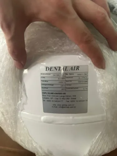 Compressor de Ar Odontológico DA1000 30VFP 30L AirZap