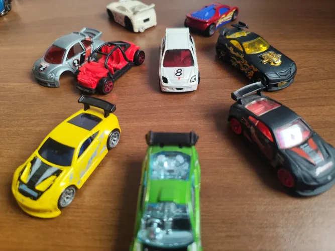 Lote c/8 carrinhos hotwheels tema tuners 2