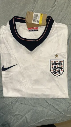 Camisa Inglaterra - 2026 - Tamanho P