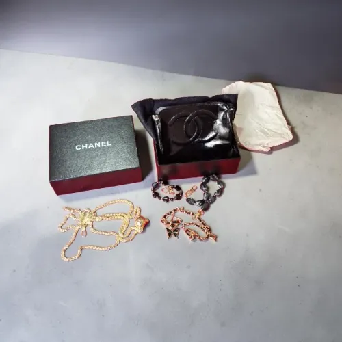 Bolsa chanel couro envernizado