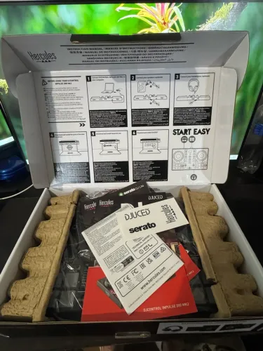 CONTROLADOR DJ HÉRCULES MK 200