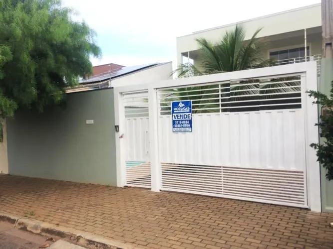 Casa com 4 dormitórios à venda, 200 m² por R$ 655.000,00 - Jardim Nazareth - Marília/SP