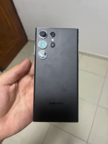 Vendo s23 ultra(danificado)