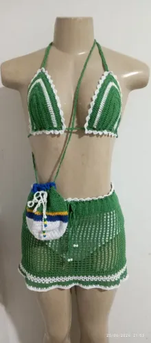 Moda praia em crochê