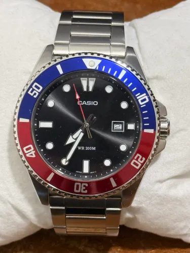 Relogio Casio Duro MDV-107 Pepsi Pulseira em aco