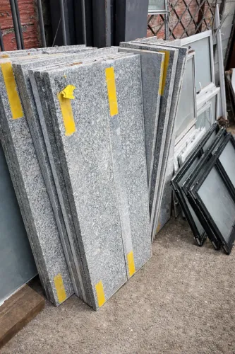Pedras de Granito 1,30x0,27 - Ótimo Estado R$ 110 a unidade
