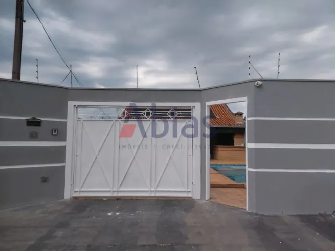 Casa Padrão à Venda e Locação no Jardim Embaré, São Carlos